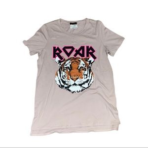 Distressed Tiger Tee